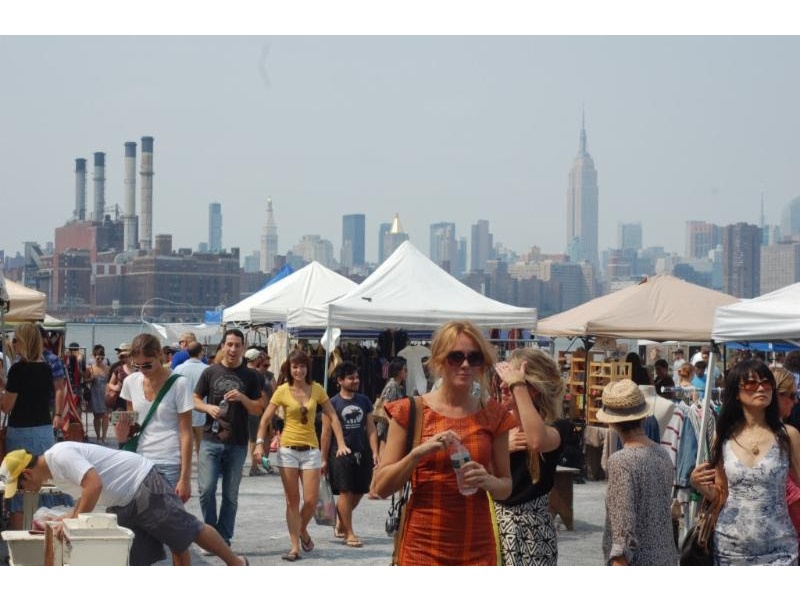 Sunday Flea – Brooklyn Flea